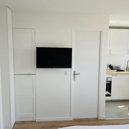 Joli - Place Morny *