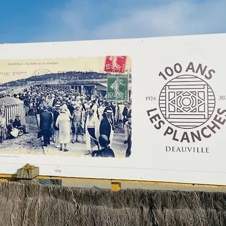 Joli - Place Morny 도빌